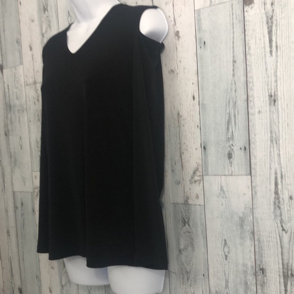 Susan Graver Cold Shoulder Black Top Sz: XXS - Picture 2 of 8